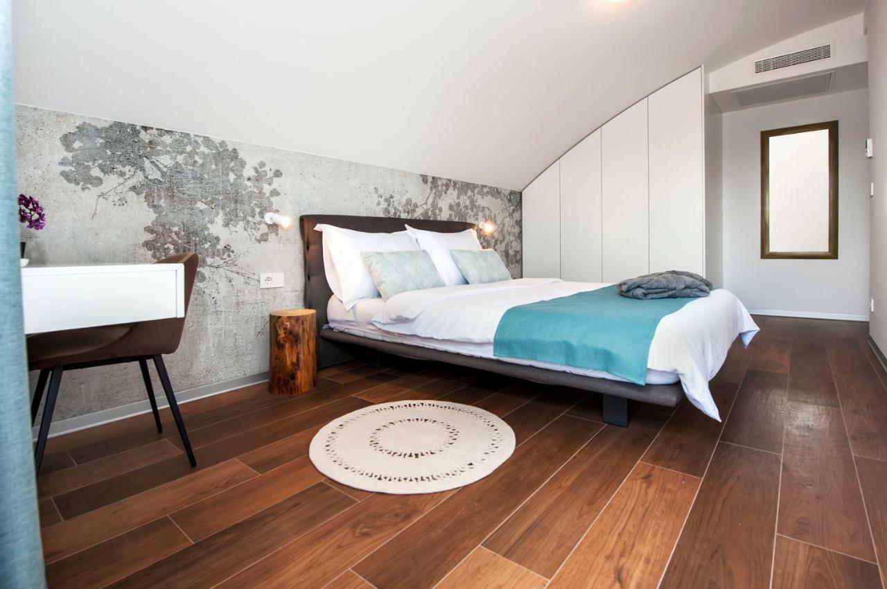 רוביני The Q Superior - A Penthouse With Jacuzzi And Sauna מראה חיצוני תמונה