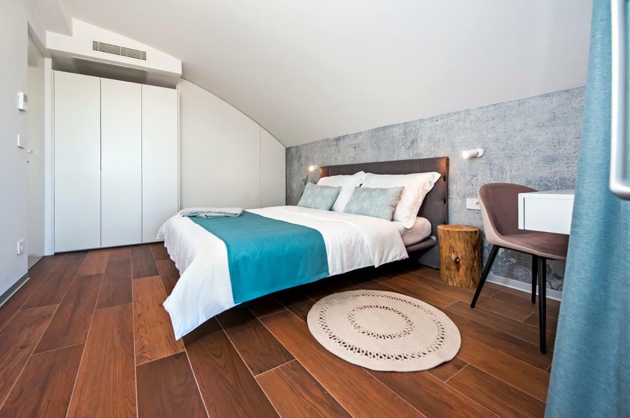 רוביני The Q Superior - A Penthouse With Jacuzzi And Sauna מראה חיצוני תמונה