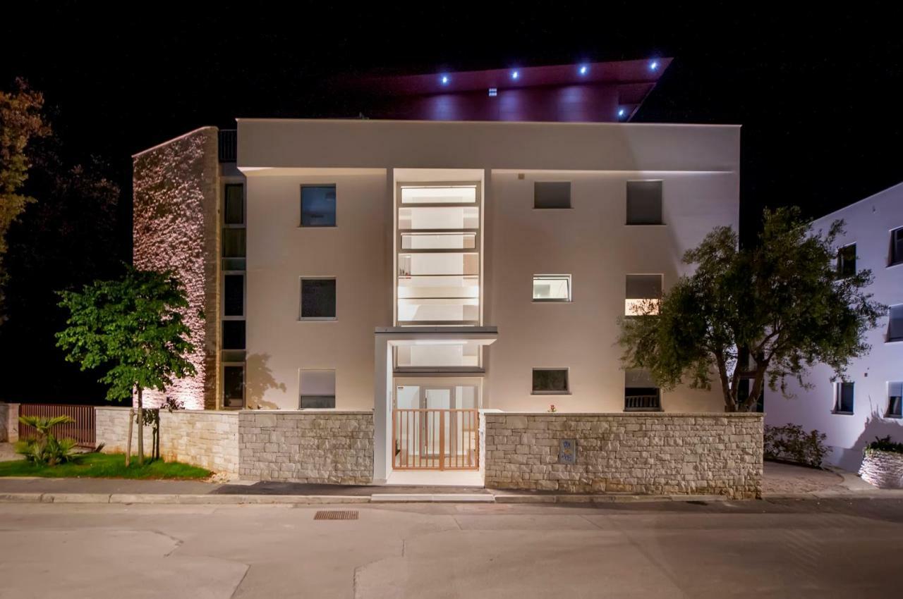 רוביני The Q Superior - A Penthouse With Jacuzzi And Sauna מראה חיצוני תמונה